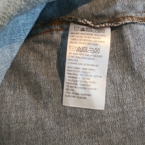 Denim & Company women's size M medium wash jean jacket - Picture 14 of 14